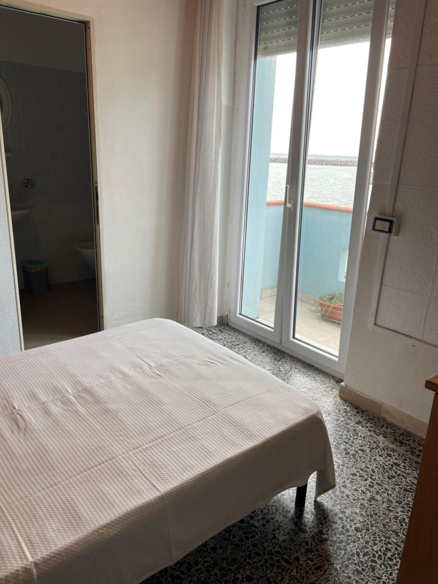 Hotel Miramare Bosa Marina Bagian luar foto
